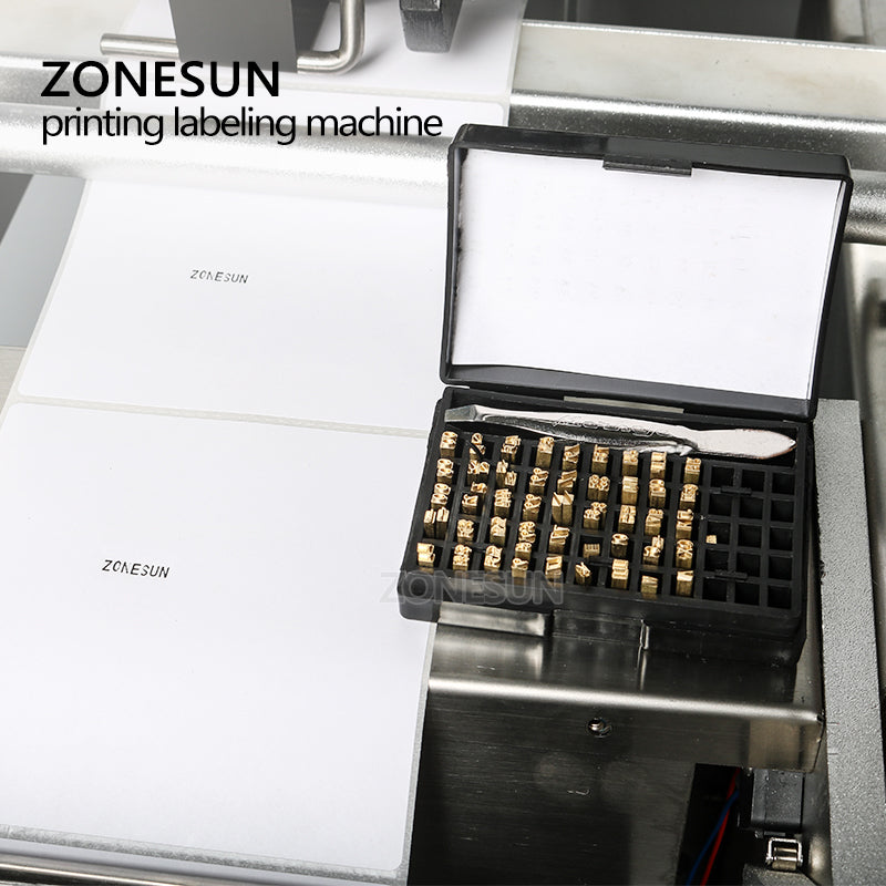 ZONESUN ZS-TB50D/T Semi Automatic Round Bottle Labeling Machine For Normal Transparent Label